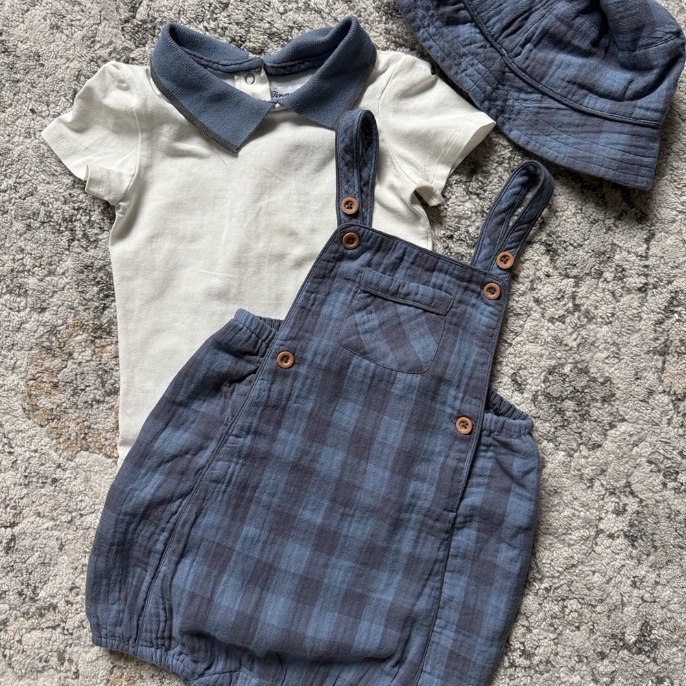 Tommy Bahama Blue and White Baby Outfit